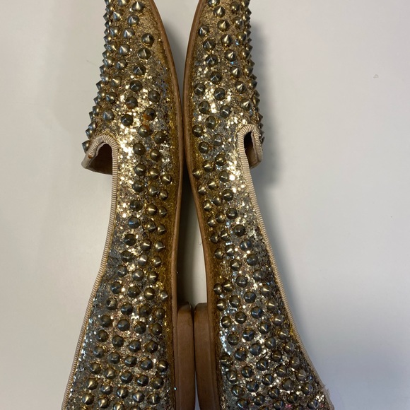 Steve Madden Gold Spike Flats - Picture 3 of 7